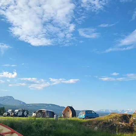 Villmarksgard, Ved Vannet * Hattfjelldal